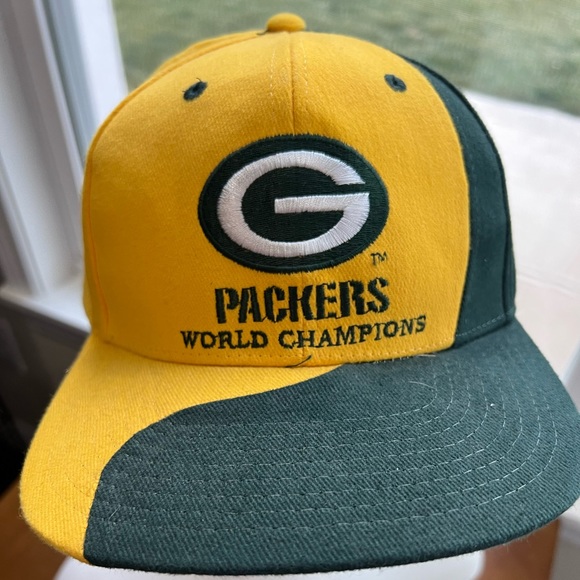 Green Bay Packers World Champions Embroidered 1990s vintage Hat Cap - Picture 1 of 6
